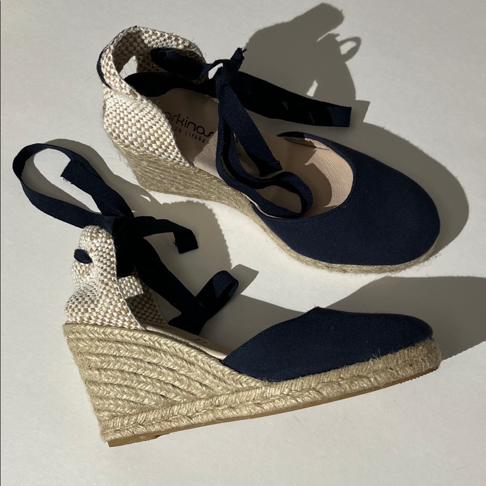 Norkinas Made in Spain Navy Blue Espadrilles Sandals Shoes sz 8 NEW! summer